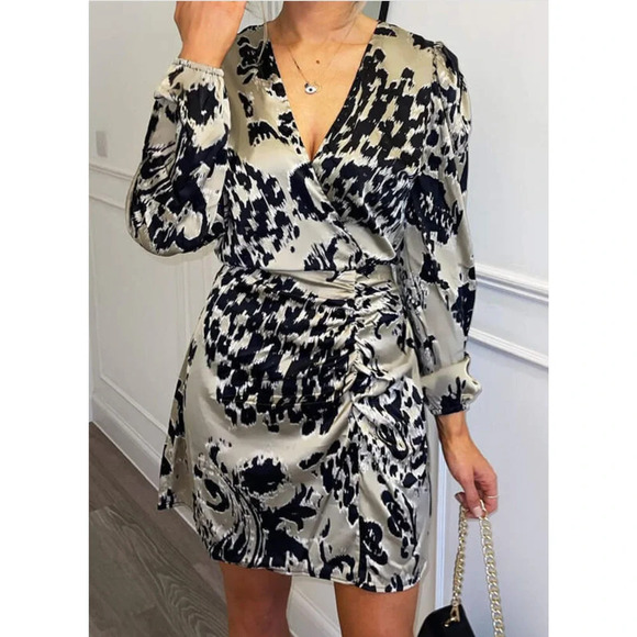 AX Paris Multi Printed Long Sleeve Satin Dress , Size 8 NWT Taupe and Black - Picture 1 of 9